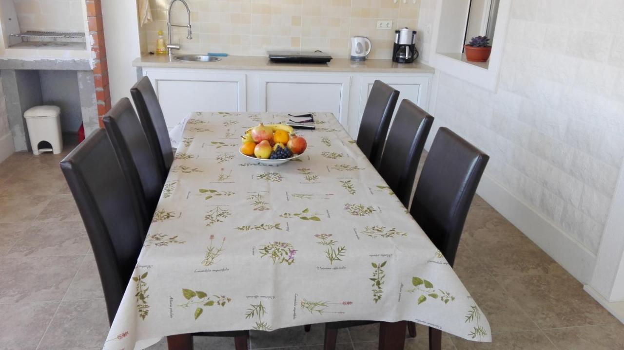 Apartments Marko Sutivan Insel Brac Экстерьер фото