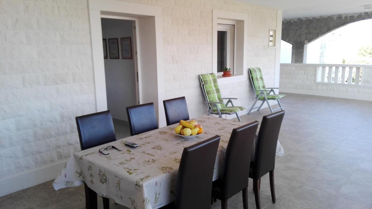 Apartments Marko Sutivan Insel Brac Экстерьер фото