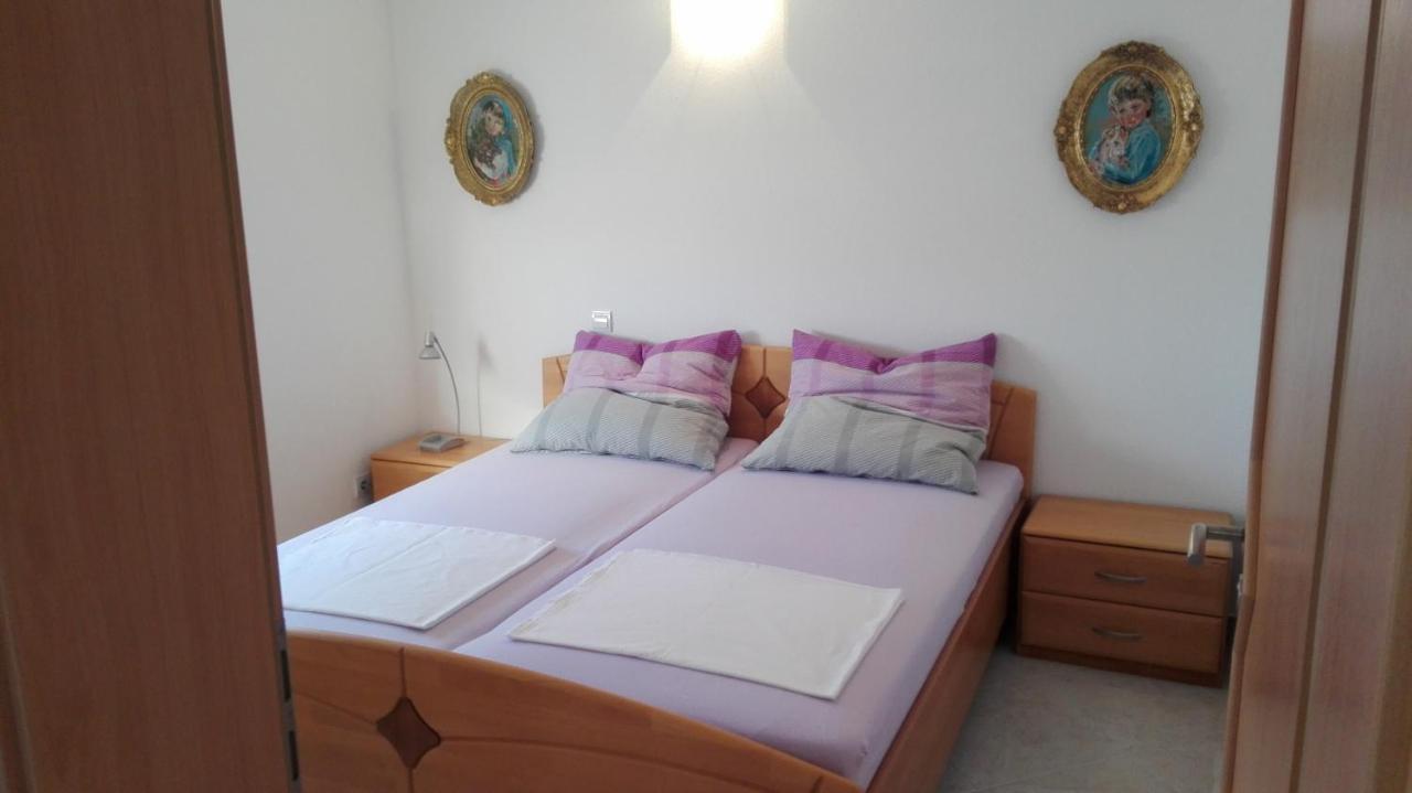 Apartments Marko Sutivan Insel Brac Экстерьер фото